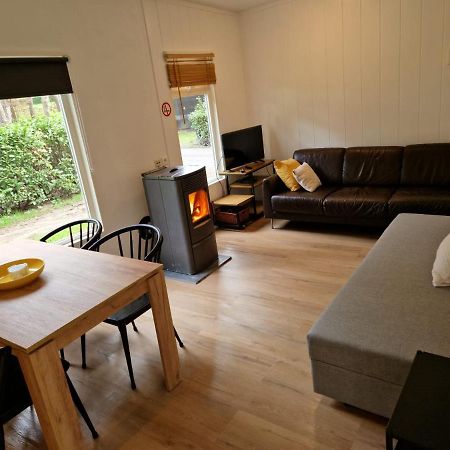 " Casitacuriosa " Chalet Op Camping Met Buitenzwembad Balen Exterior foto