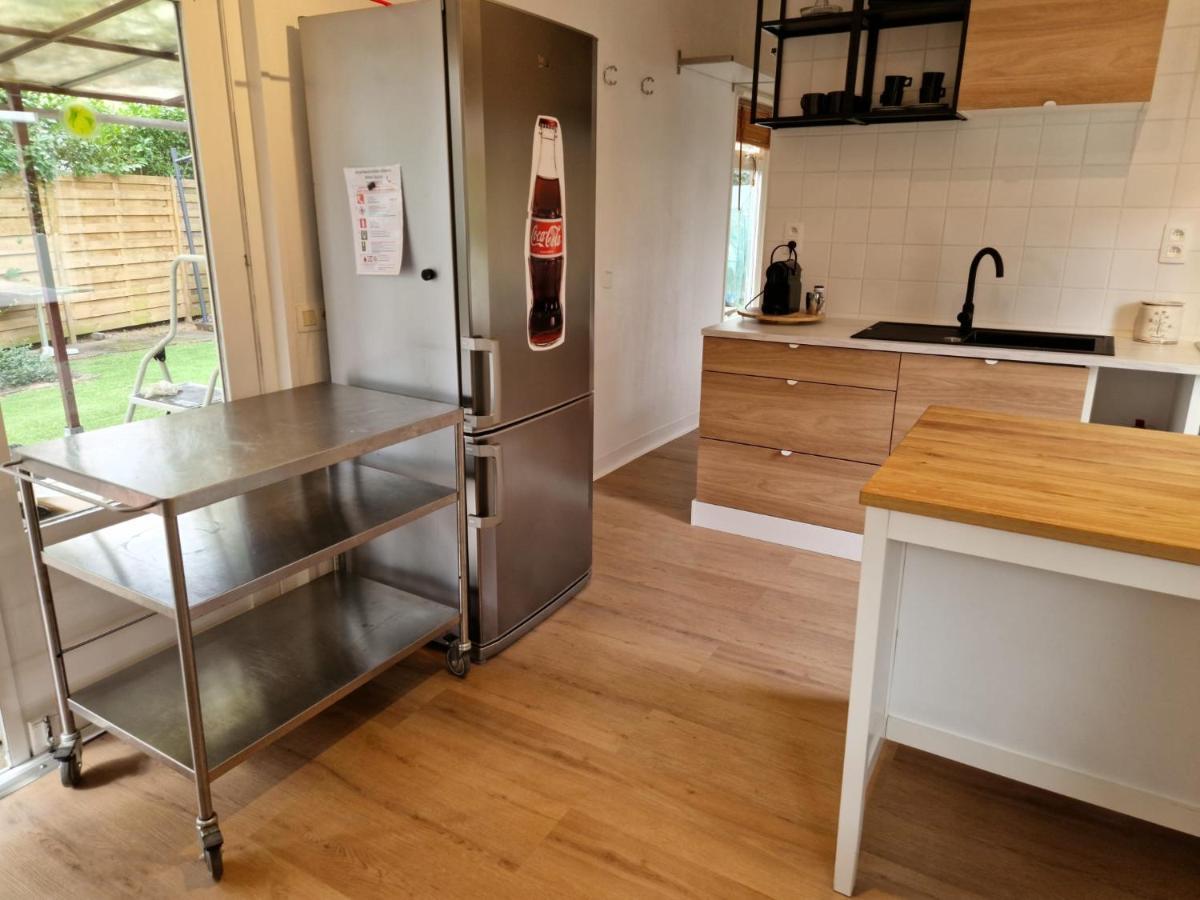 " Casitacuriosa " Chalet Op Camping Met Buitenzwembad Balen Exterior foto