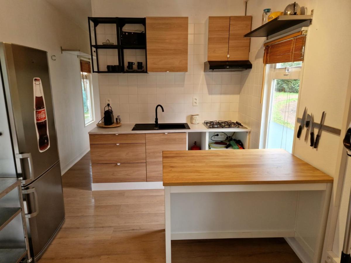 " Casitacuriosa " Chalet Op Camping Met Buitenzwembad Balen Exterior foto